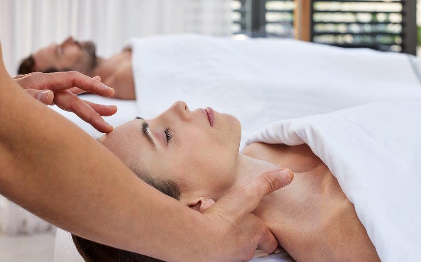 SANPA-Miraval-Life-In-Balance-Spa-Aviara-Couples-In-Service-Close-Up}